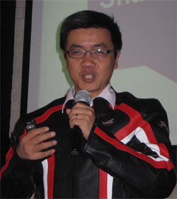 -        , Lenovo,   (Howie Lau)